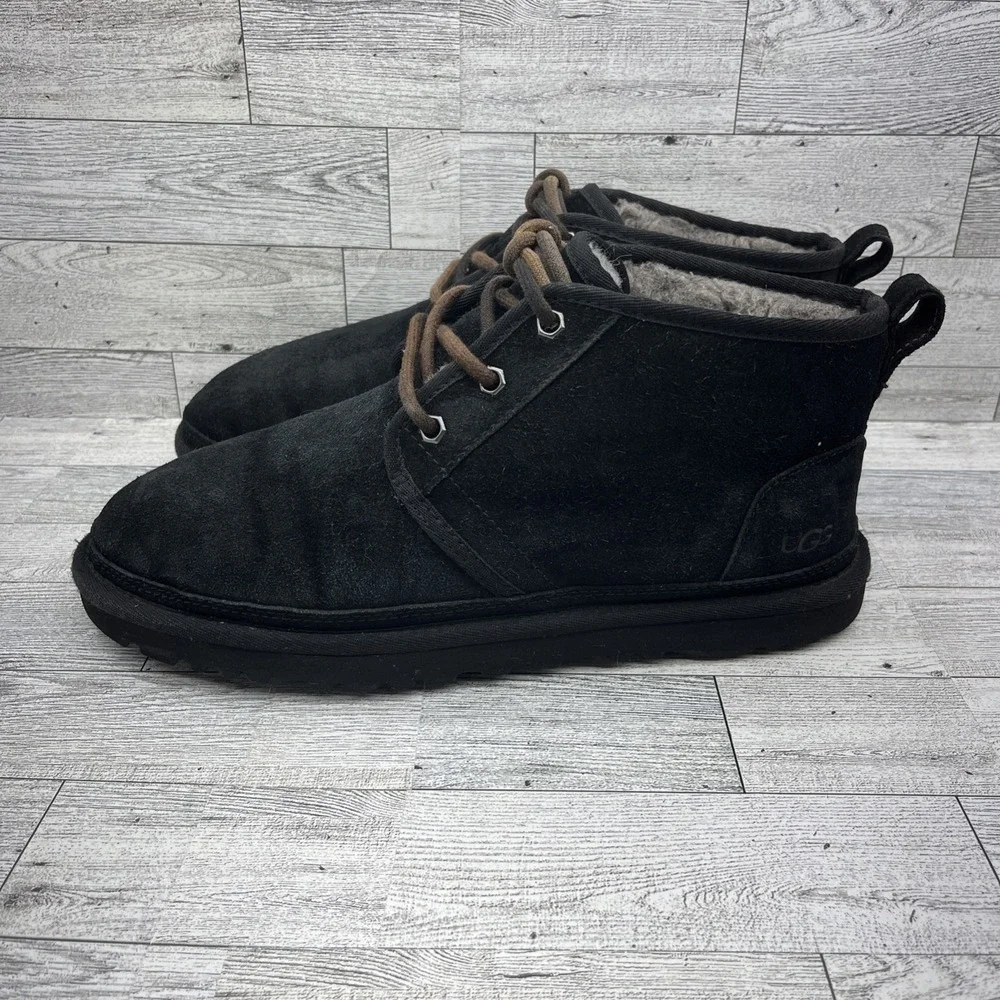 UGG Neumel Black Suede Shearling‎ Lace Up Chukka Boots Men Size 9